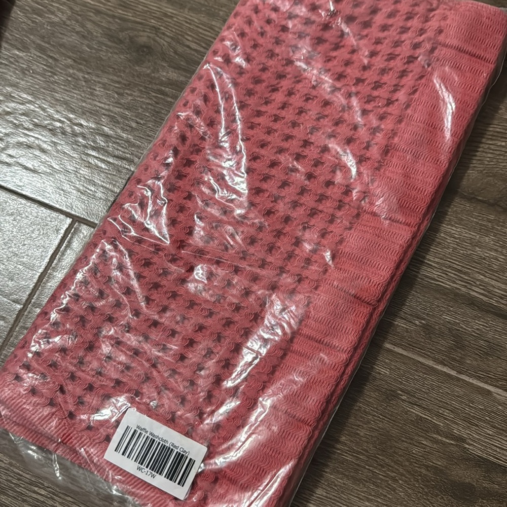 Brooklinen Waffle Washcloths Set of 2 Red Clay Bath Towels